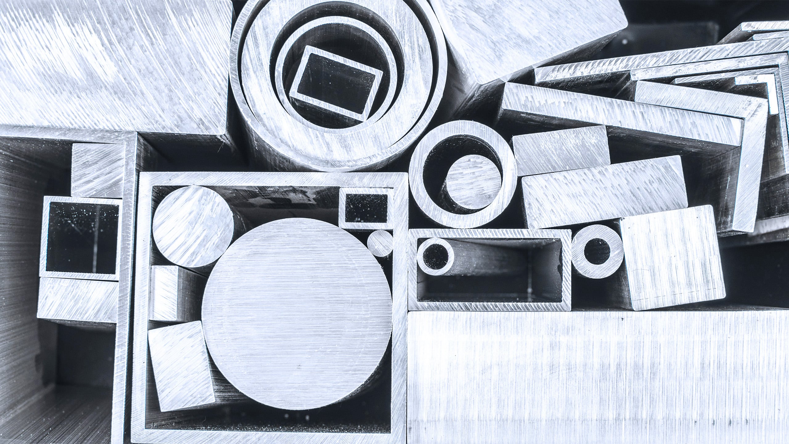 Aluminium in unterschiedlichen Formaten